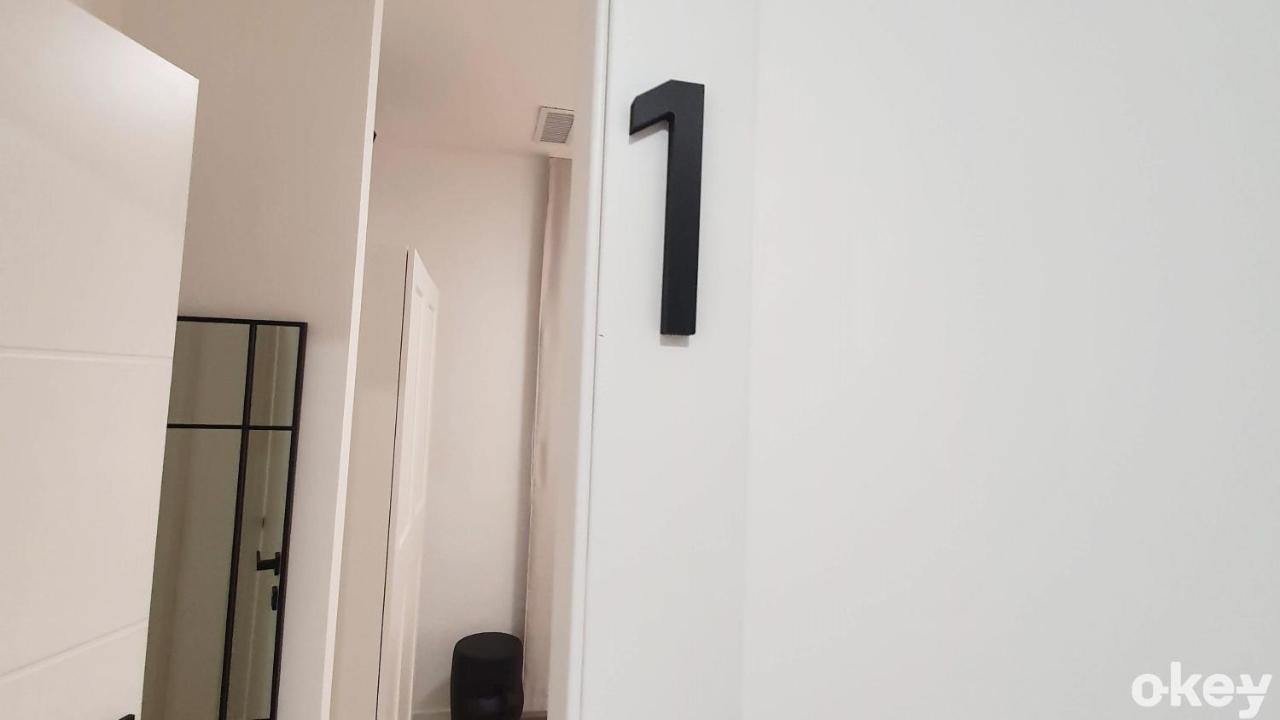 Hotel Dimora Beluga - Bari Centro Zewnętrze zdjęcie