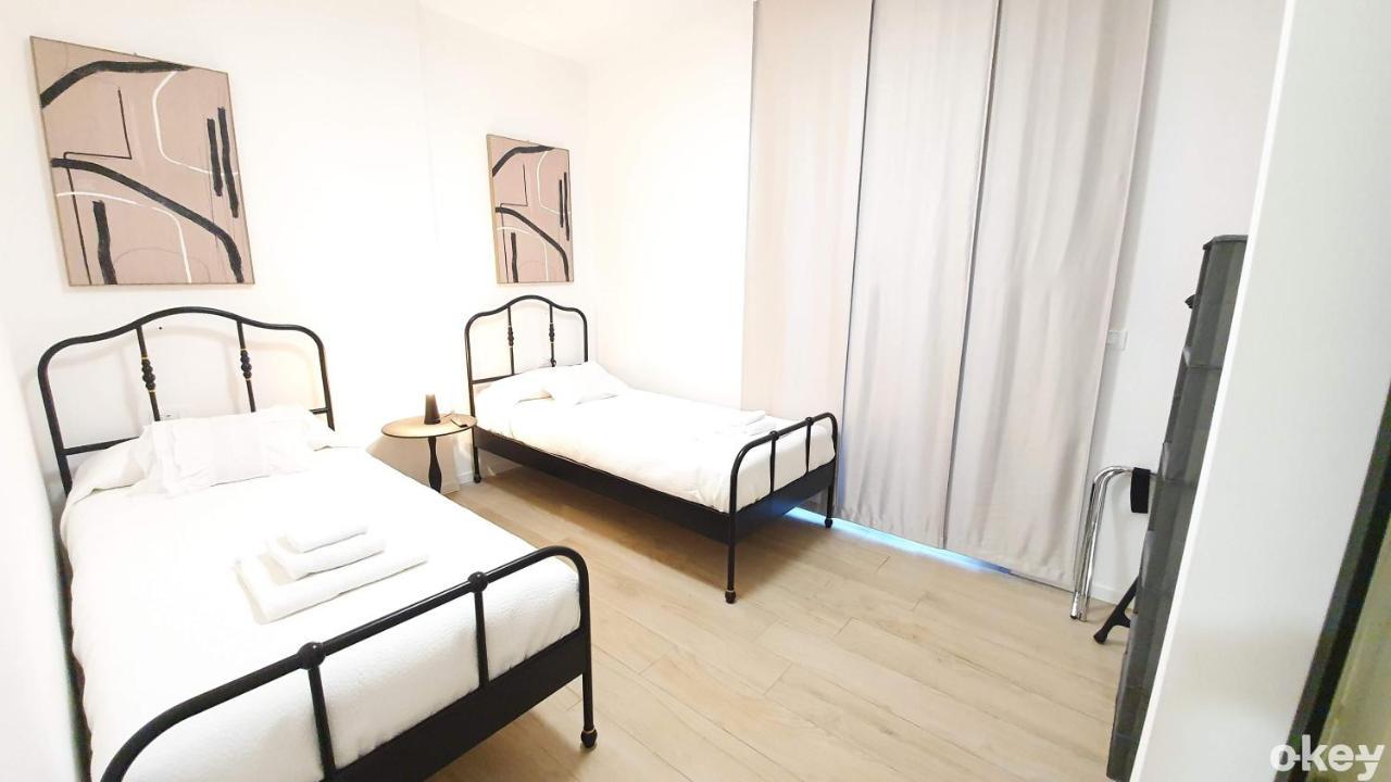 Hotel Dimora Beluga - Bari Centro Zewnętrze zdjęcie