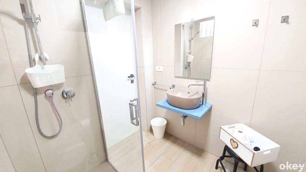 Hotel Dimora Beluga - Bari Centro Zewnętrze zdjęcie