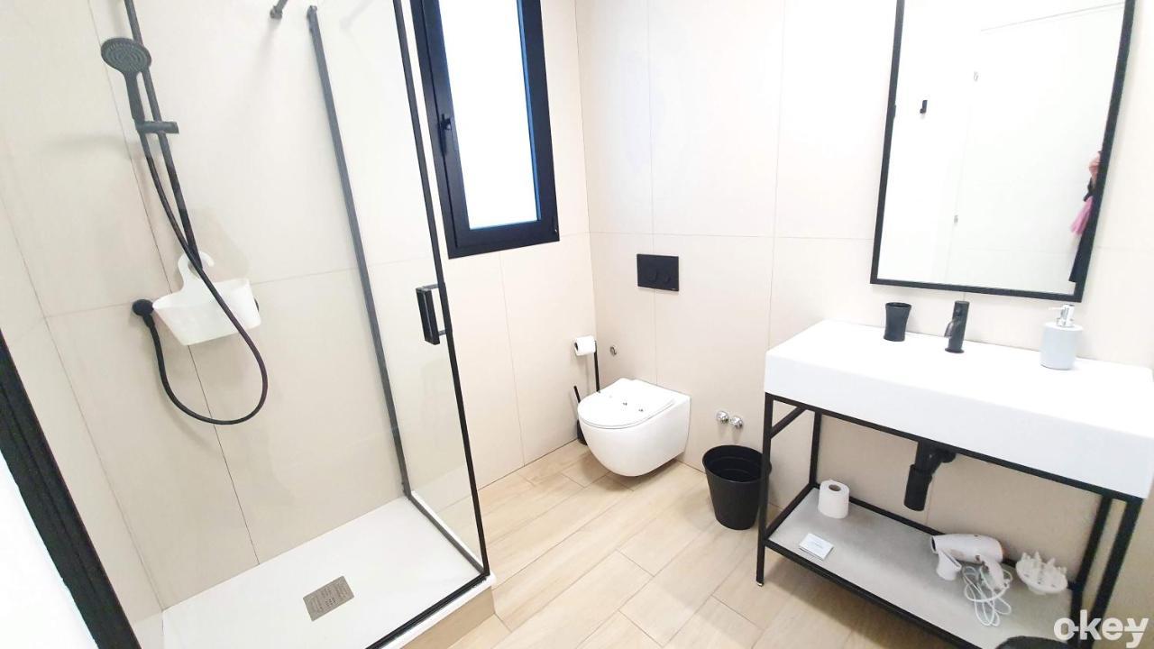 Hotel Dimora Beluga - Bari Centro Zewnętrze zdjęcie