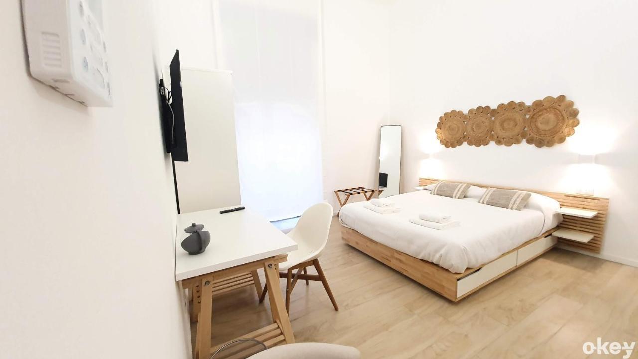 Hotel Dimora Beluga - Bari Centro Zewnętrze zdjęcie