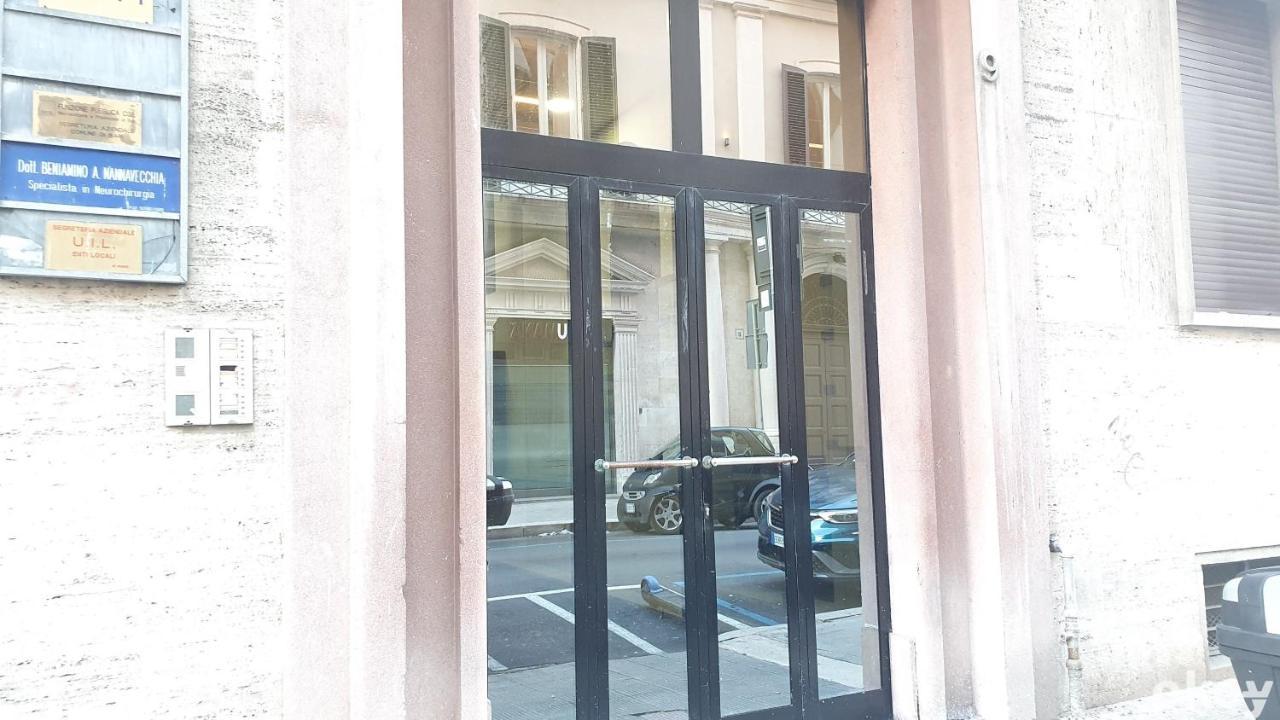 Hotel Dimora Beluga - Bari Centro Zewnętrze zdjęcie