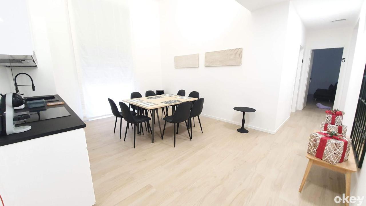 Hotel Dimora Beluga - Bari Centro Zewnętrze zdjęcie