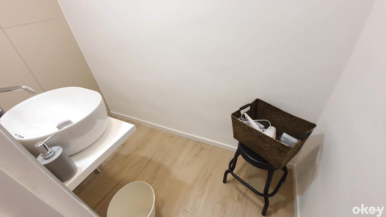 Hotel Dimora Beluga - Bari Centro Zewnętrze zdjęcie