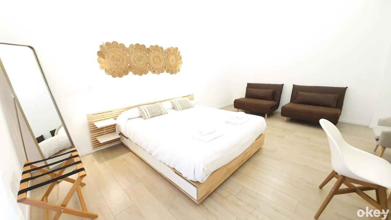 Hotel Dimora Beluga - Bari Centro Zewnętrze zdjęcie