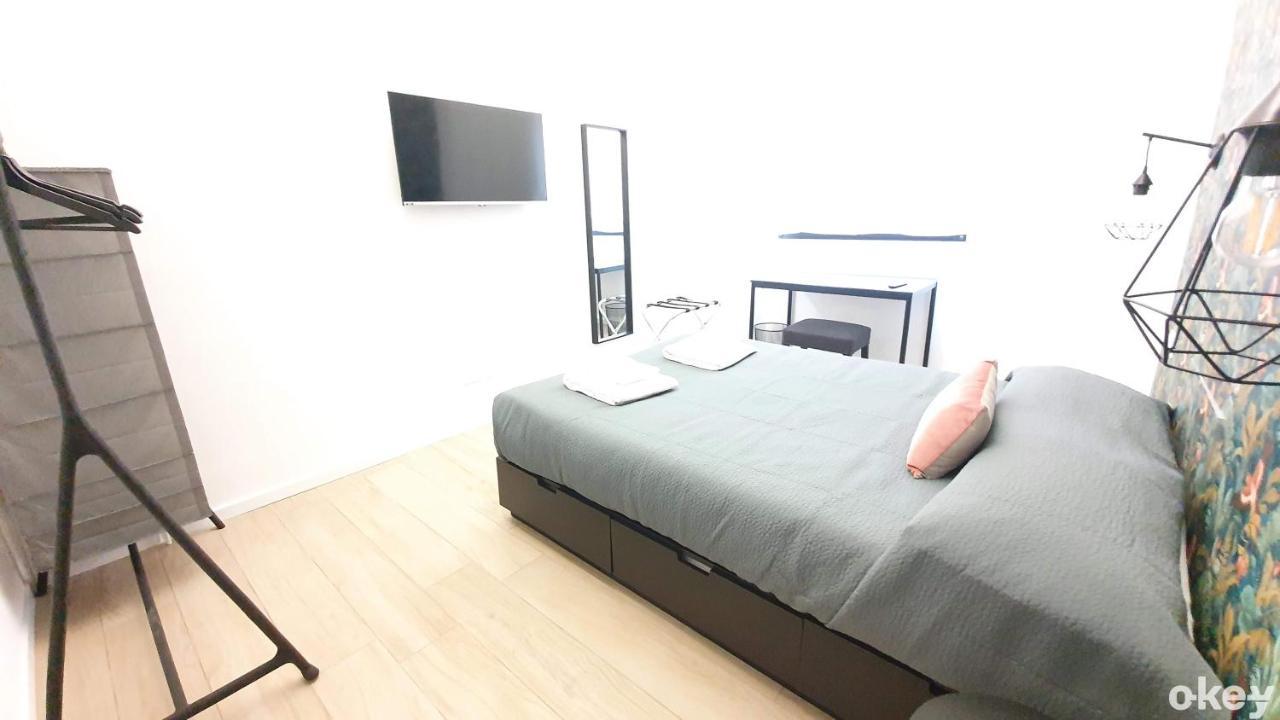 Hotel Dimora Beluga - Bari Centro Zewnętrze zdjęcie