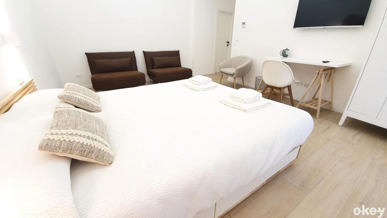 Hotel Dimora Beluga - Bari Centro Zewnętrze zdjęcie